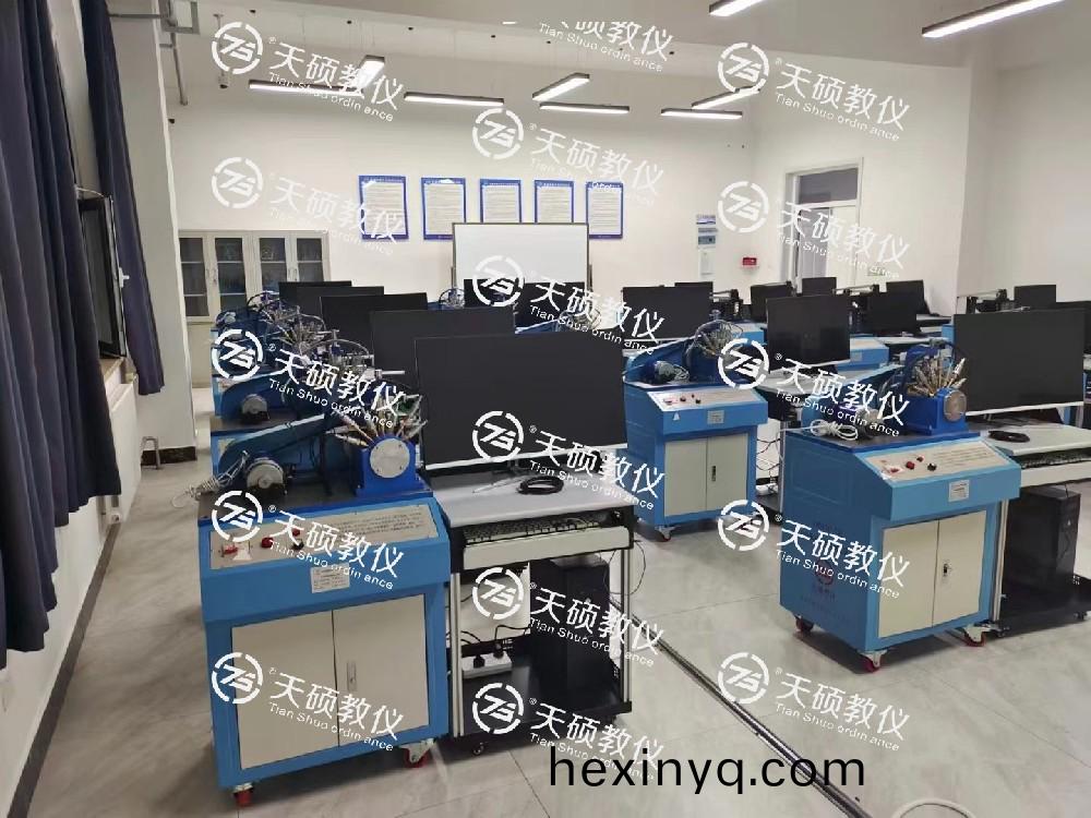 前方不斷(duan)傳(chuan)來(lai)捷(jie)報！👏👏多(duo)箇(ge)實(shi)驗(yan)實訓室(shi)交付(fu)驗收(shou)完(wan)成！機械原(yuan)理、機(ji)械(xie)設(she)計實驗(yan)室(shi)，機械(xie)製(zhi)圖(tu)實訓室咊(he)液(ye)壓(ya)實訓(xun)室！